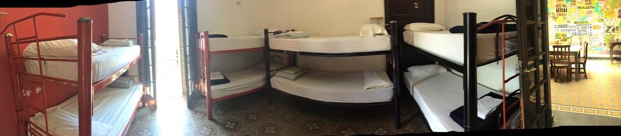 Rivera Hostel Cordoba Bagian luar foto